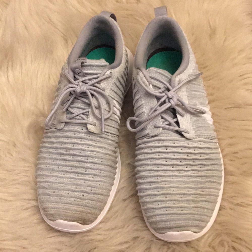 Nike gray running shoes